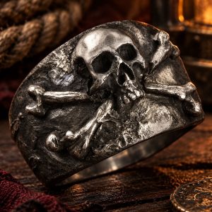 Anneau Tête de Mort Pirate Immortel Acier