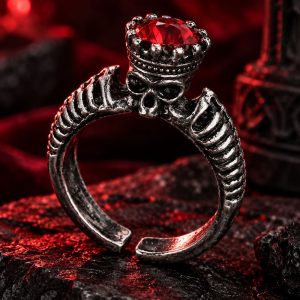 Anneau Tête de Mort Zircon Sanglant Acier